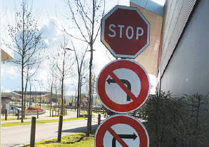 Panneaux de signalisation